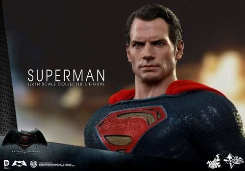 Hot Toys 1:6 Scale "Superman" Batman VS Superman Dawn of Justice Figure (Blue/Red)