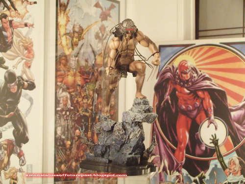 BOWEN: WEAPON X STATUE - MINT   VERY RARE ITEM!