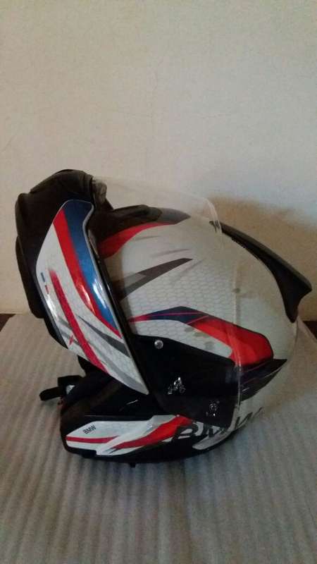 BMW System 7 Carbon Helmet