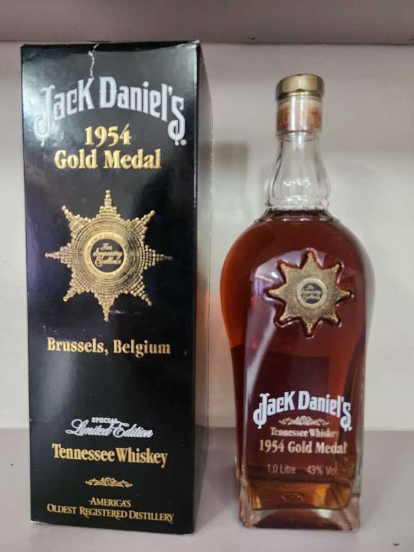 JACK DANIELS 1954 GOLD MEDAL