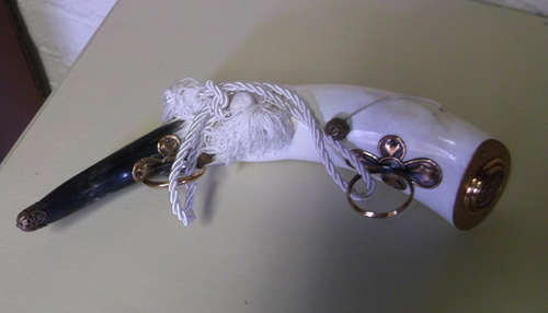 Cow Horn that plays "Die Stem" Rare Africana