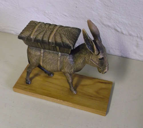 Funky Vintage Donkey Sigarette Dispencer