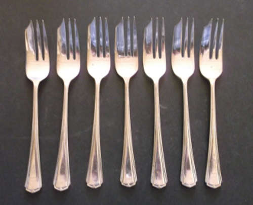 Set Of 7 Mannie Bros Silverplated Cake Forks