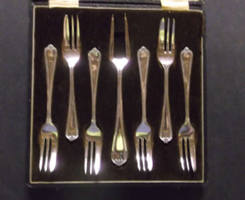 Vintage Silver Plated Cake Forks Box Set