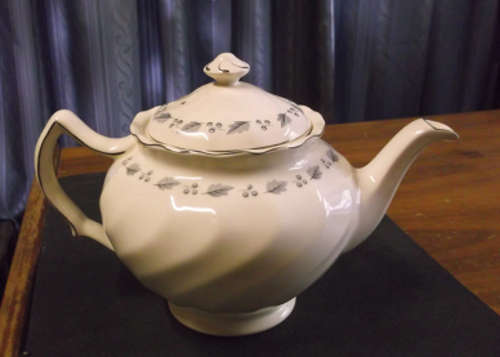 Awesome Johnson Bros Porcelain Teapot