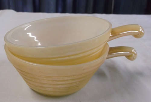 2 x Vintage Fire King Dishes
