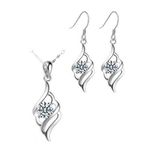 Silver Plated Crystal Zircon Pendant Necklace + Earrings Set. Wedding jewellry in fansy Golden Box.