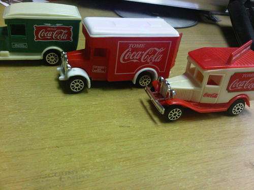Coca Cola TRUCK (BUY BULK GET A DISCOUNT)