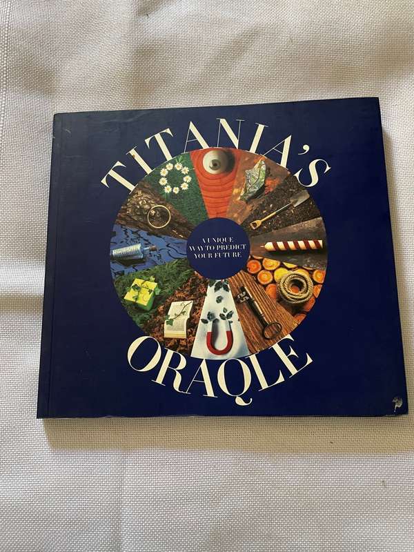 Titania`s Oraqle - Titania Hardie