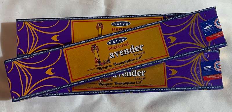 Satya Lavender Premium Incense