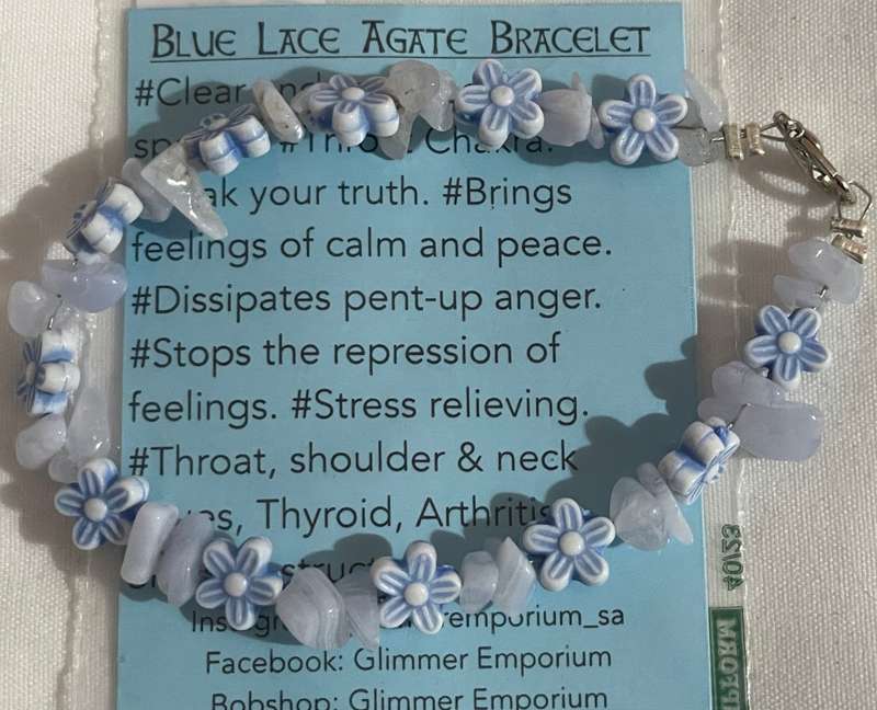 Blue Lace Agate and Floral Bead Bracelet