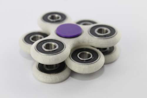 Tri Spin - Limited Edition "Glow in the Dark" - Fidget Spinner
