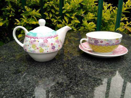 TEA FOR ONE - Teapot with Cup and Saucer.