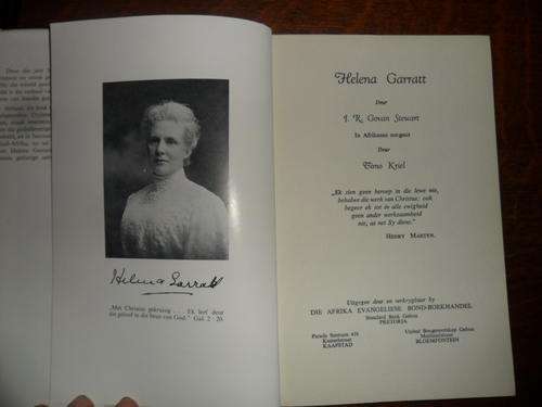 GAR - STEWART, J.R.Govan - Helena Garratt : `n Lewe met `n boodskap - (Hardeband in Stofomslag)