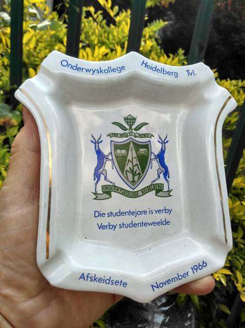 ONDERWYSKOLLEGE HEIDELBERG ASHTRAY - Afskeidsete November 1966