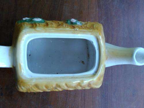 COTTAGE TEAPOT