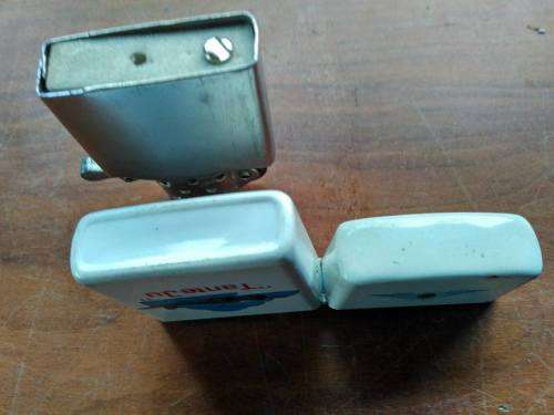 VINTAGE "TANTE JU" LIGHTER
