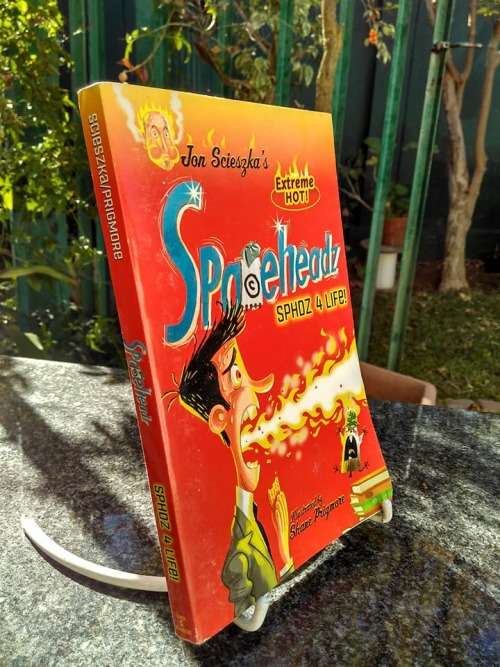SCIESZKA, Jon - SPHDZ 4 Life! - [Book # 4 of Spaceheadz] - (Paperback)