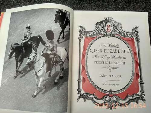 AAA - PEACOCK, Lady Irene Cynthia (née Le Mesurier)- Her Majesty Queen Elizabeth II - (Hardcover)