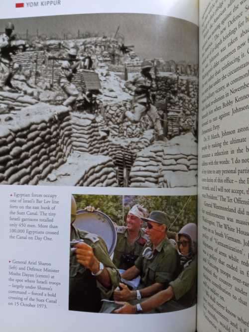 SNOW, Peter and Dan - Twentieth Century Battlefields - (Excellent Hardcover in Wrapper)