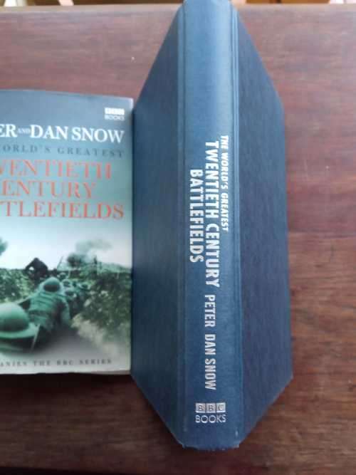 SNOW, Peter and Dan - Twentieth Century Battlefields - (Excellent Hardcover in Wrapper)