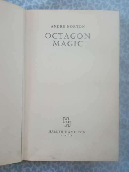 NORTON, Andre - Octagon Magic - (Hardcover)