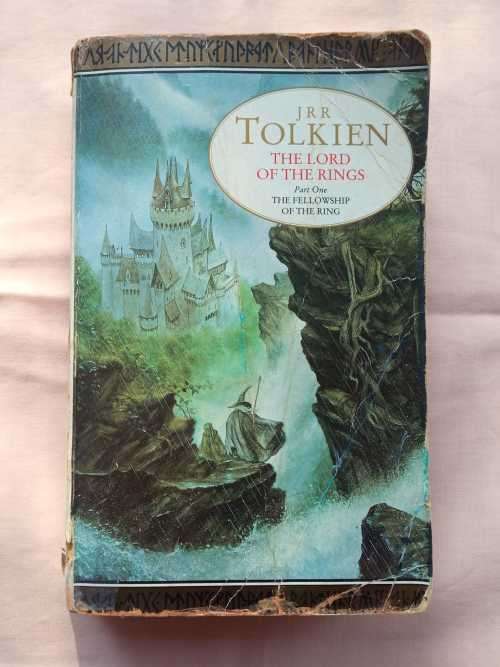 TOLKIEN, J.R.R. - The Fellowship of the Ring - [Lord of the Rings # 1] - (Paperback)