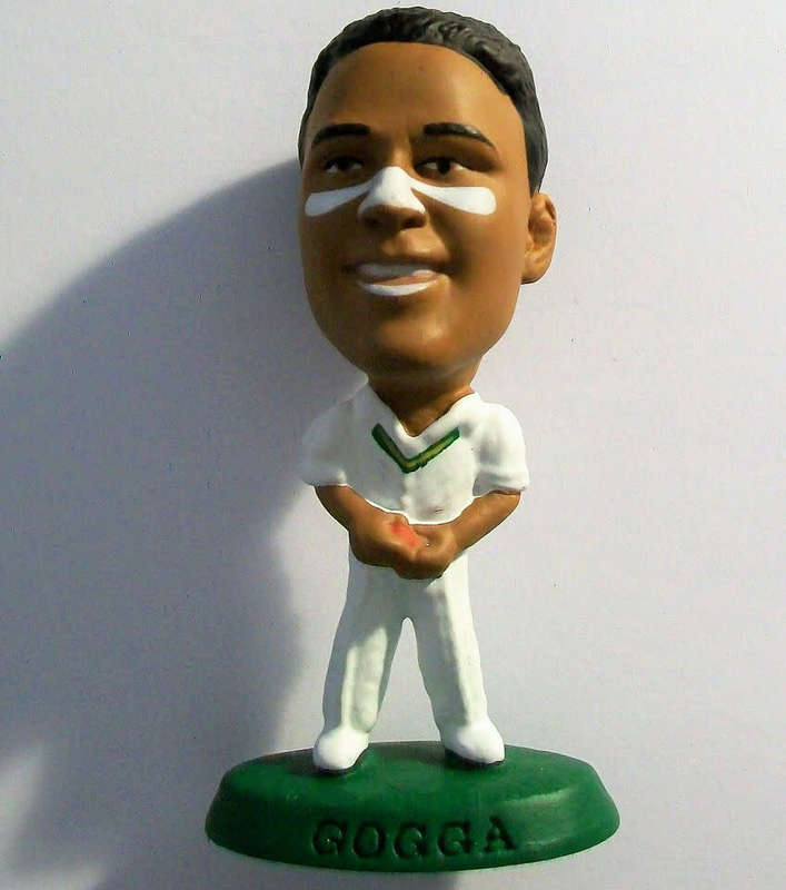 Shell Headliners Collection - GOGGA figurine