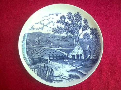 BLUE AND WHITE DINNER OR DISPLAY PLATE - Home Pastures Pattern