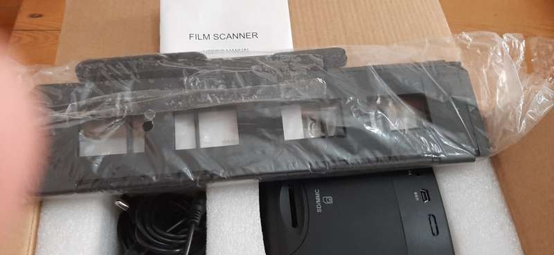 FILM SCANNER EC718