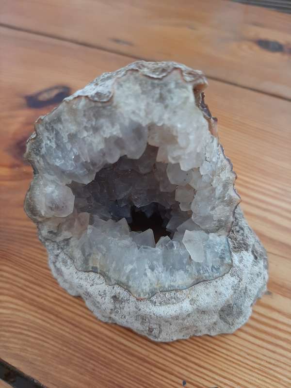 AMETHYST & QUARTZ GEODE