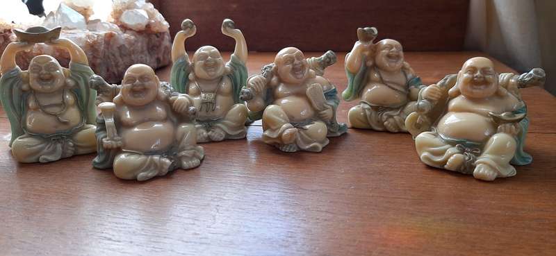 LOVELY SET OF 6 LAUGHING BUDDHAS