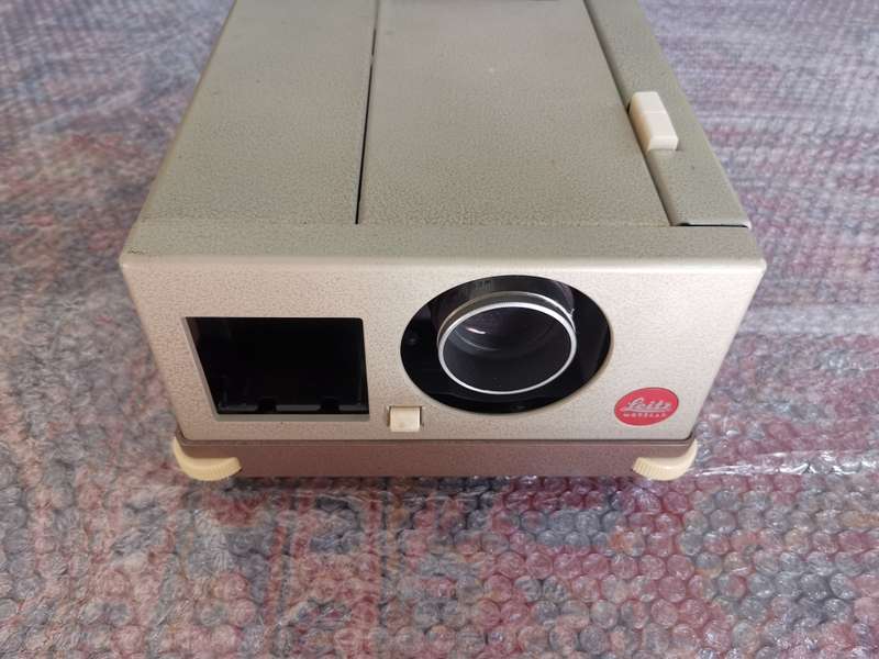 LEITZ WETZLAR PROJECTOR