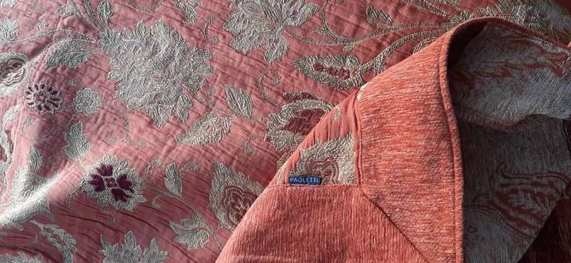 ZURICH THROW/TABLECLOTH EMBOSSED
