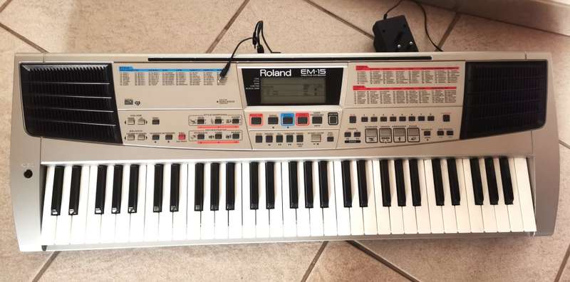 Roland EM-15 Creative Keyboard.