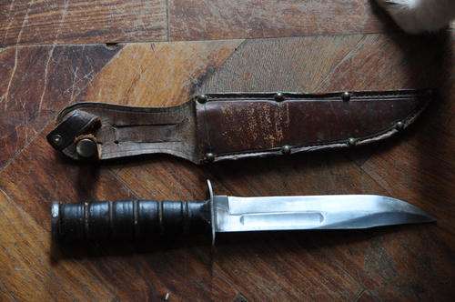CAMILLUS  N. Y.  U.S.N. MARK 2 Combat Knife
