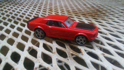 HOT WHEEL FORD MUSTANG '57