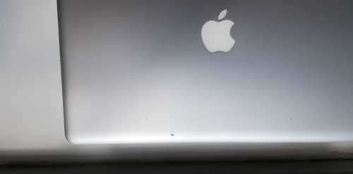 NO RESERVE Macbook Pro, 15 inch, i7 2.4Ghz, 4gb RAM, 750Gb HDD, AMD Radeon HD 6770M graphics