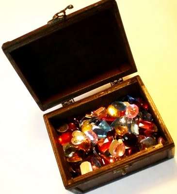 Treasure chest of different gems