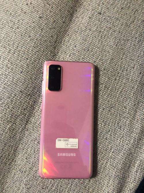 Samsung S20 Cloud pink