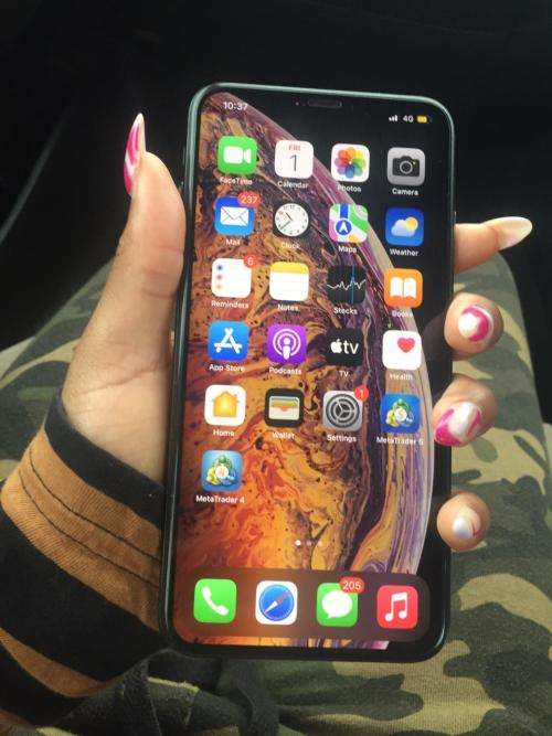 IPhone