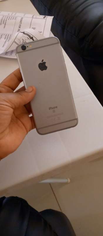 IPhone