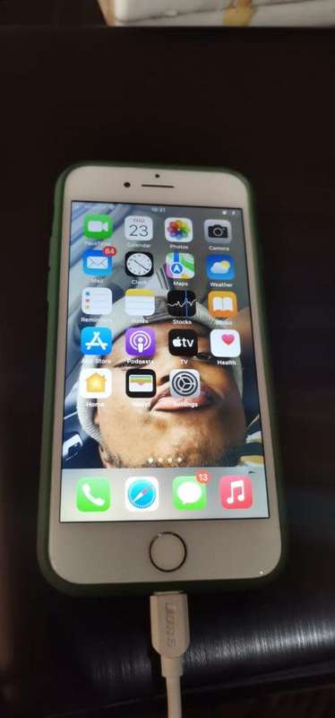 IPhone