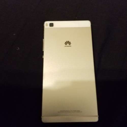 Huawei P8 lite, 3gigs Ram, 33 gigs Rom, (FOR PARTS OR REPAIRS)