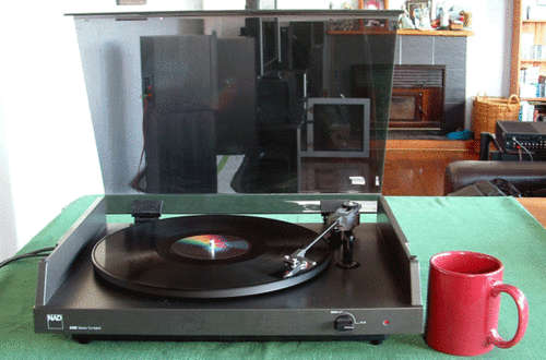 NAD 5120 Turntable