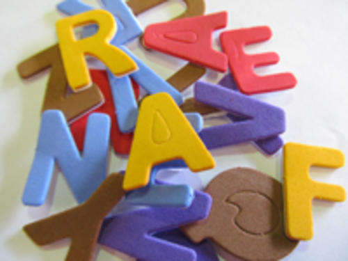 26PC FUN FOAM ADHESIVE BACK MIXED LETTERS-CHEAP COURIER DELIVERY