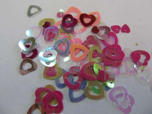 SEQUINS SHAPES- MIXED HEART - 30PC