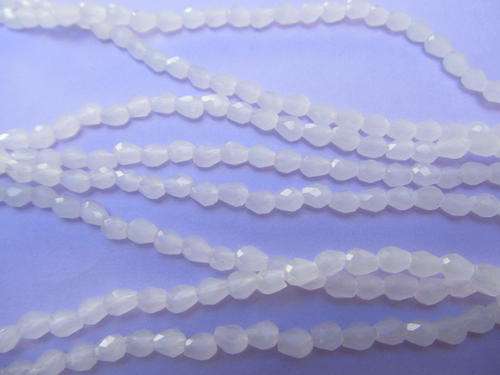 WHITE TEARDROPS CRYSTAL BEADS-20PC