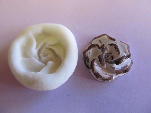 ROSE MOULD
