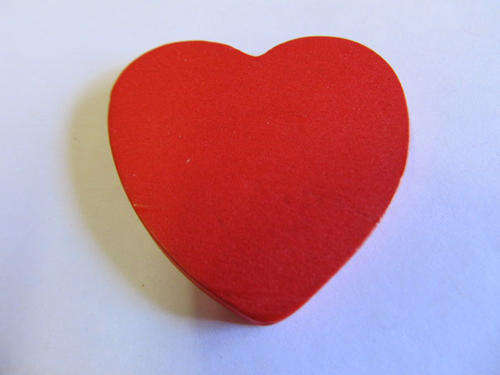 RED HEART WOODEN PENDANT-CHEAP COURIER DELIVERY